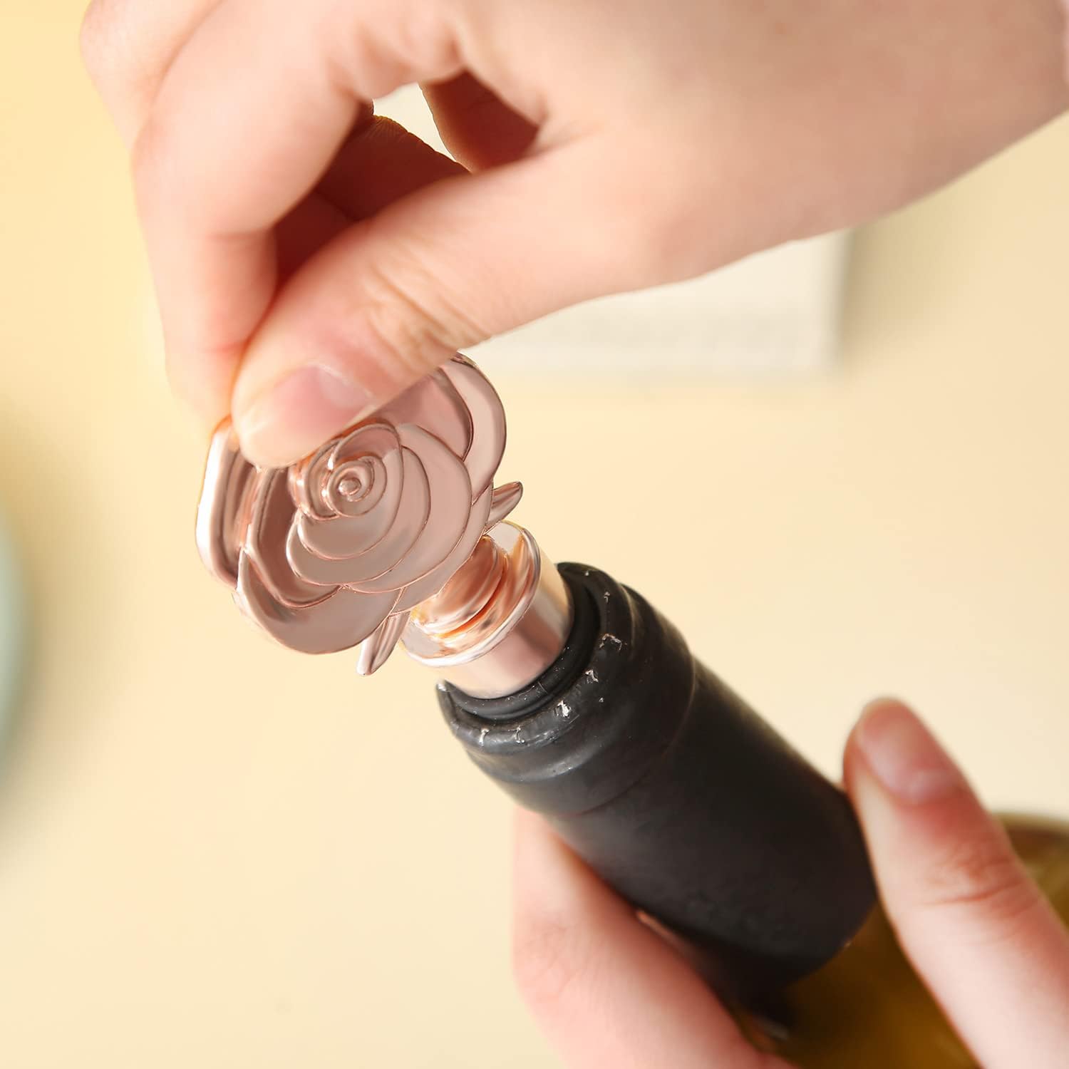 15 pcs Rose Wine Stoppers Wedding Favors
