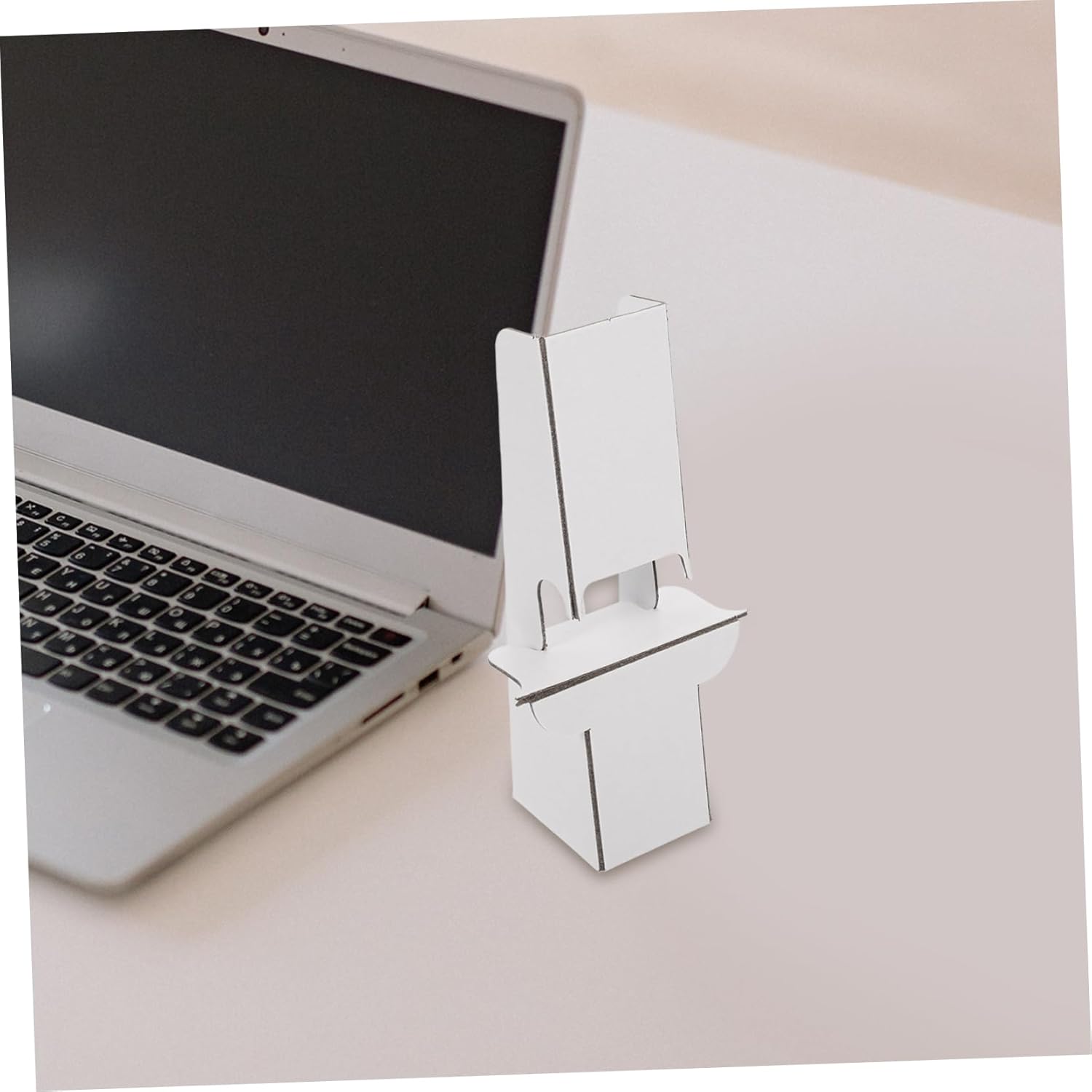 Homoyoyo 12pcs Cardboard Easel Stands for Posters and Pictures
