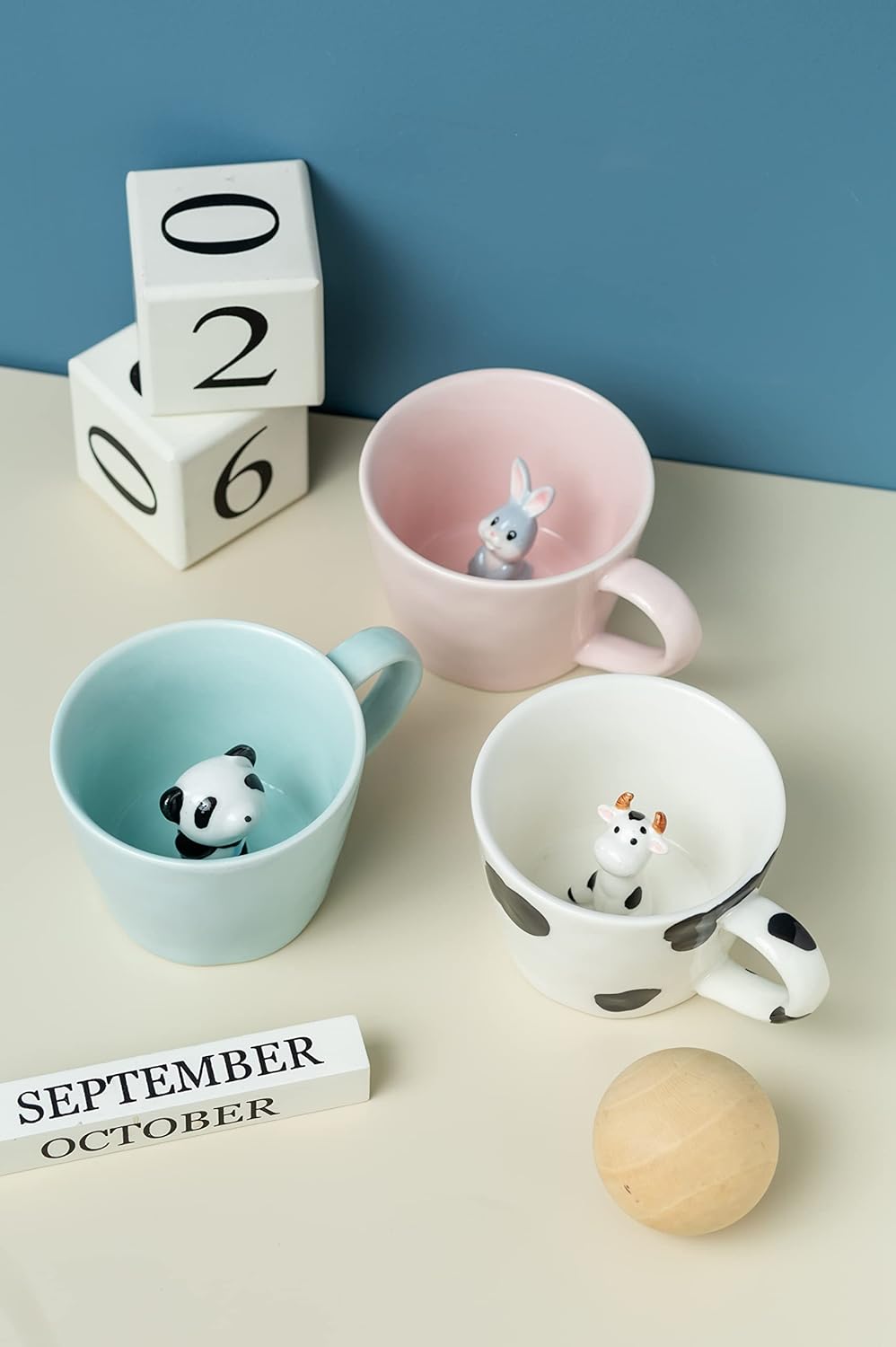 DIHOclub 3D Cow Ceramic Mug with Hidden Animal Design