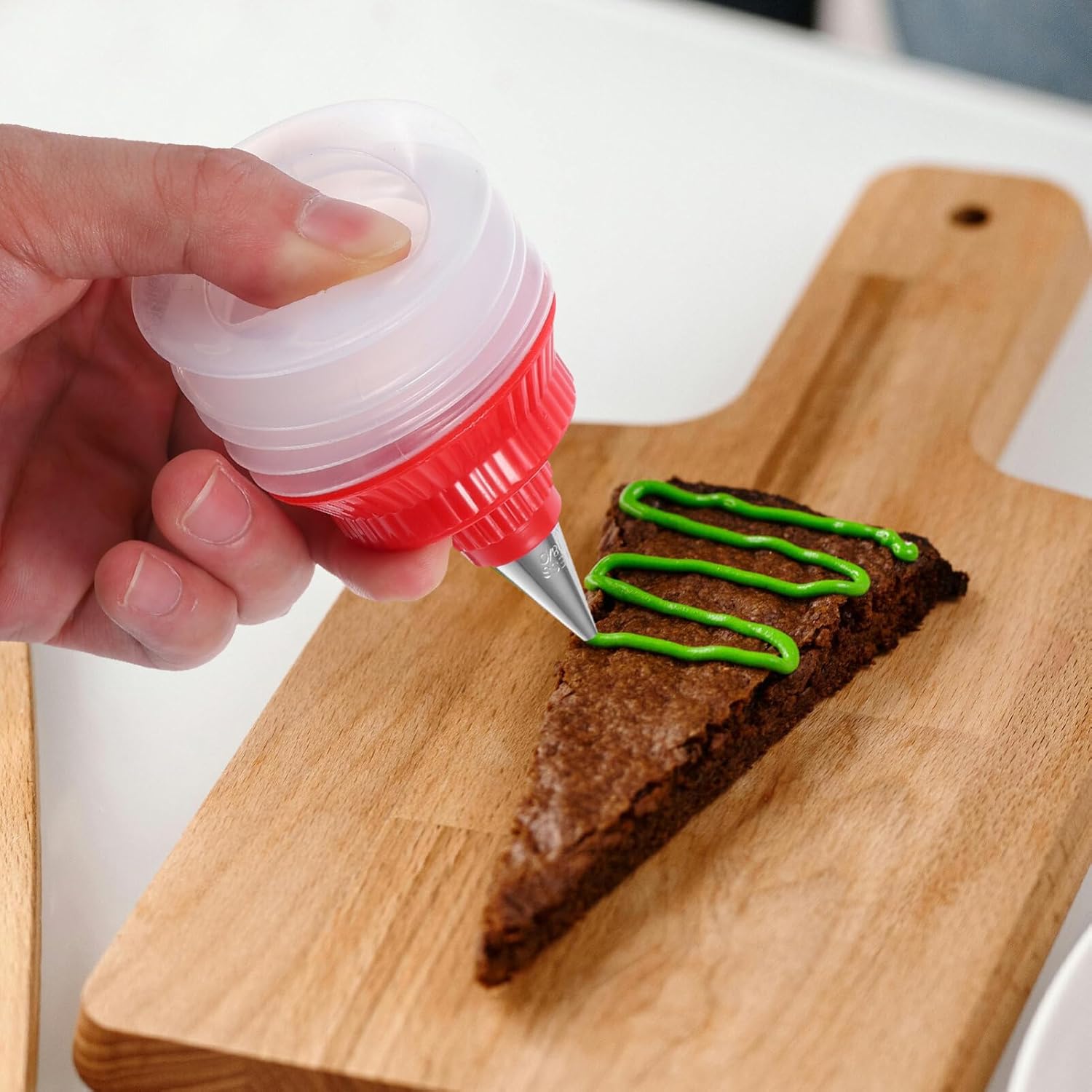 ABOOFAN 2 Pcs Cookie Icing Bottles with Couplers and Stainless Steel Tips