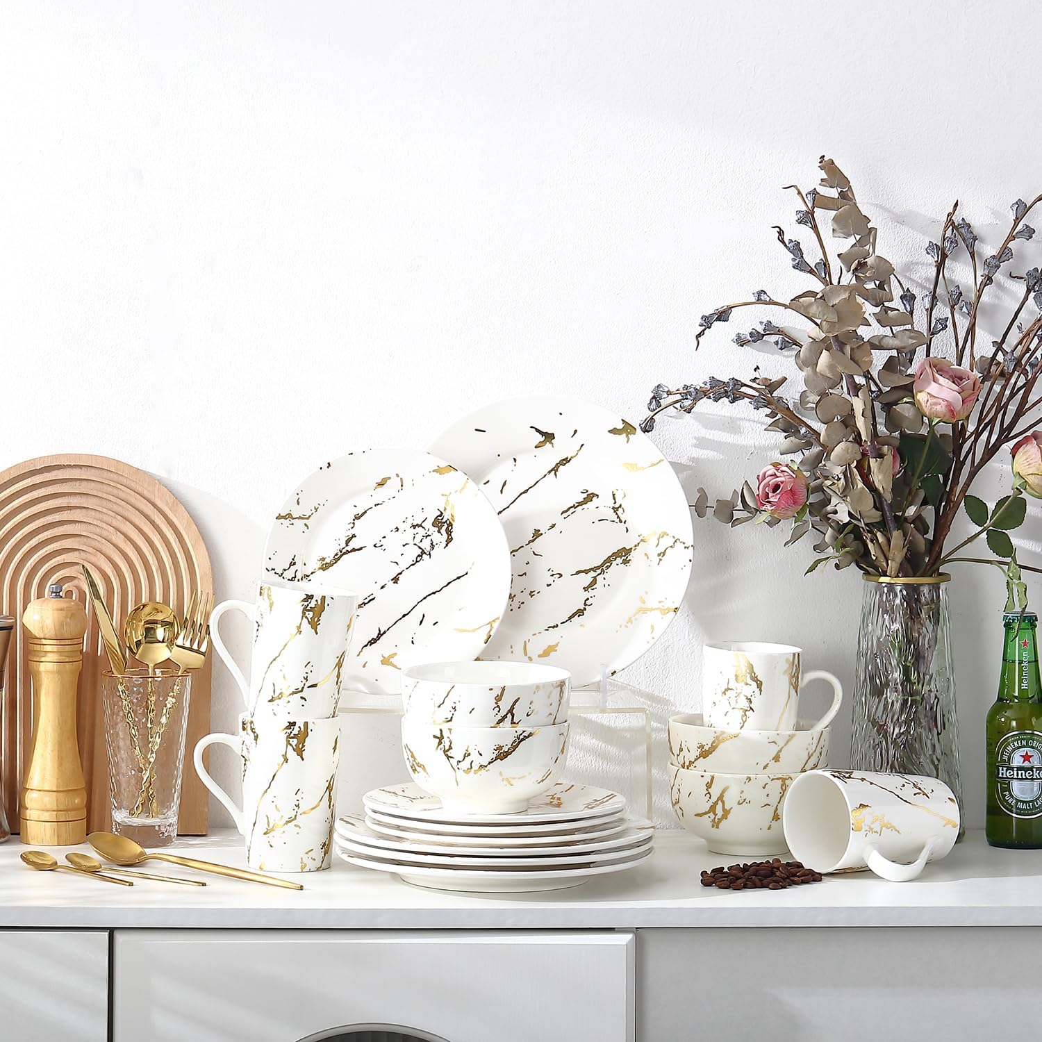 Porcelain Dinnerware Set for 4 with Gold Design