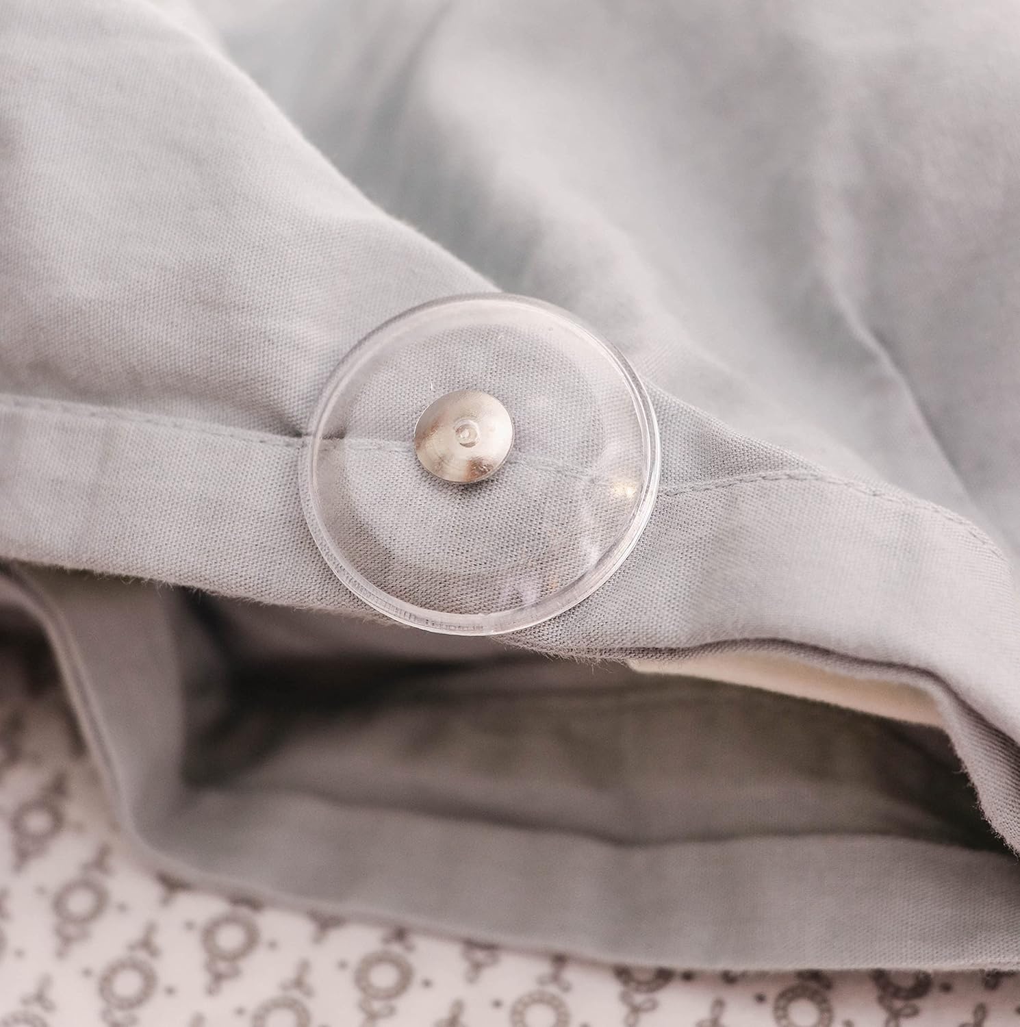 Clear Magnetic Duvet Clips with Key for Easy Removal Pack of 8