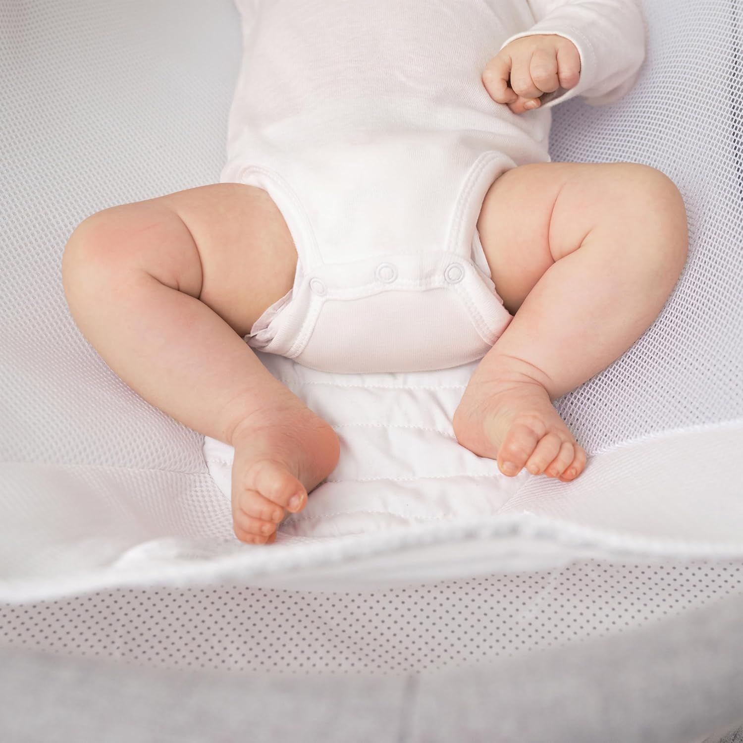 HALO BassiNest Newborn Insert for Better Sleep