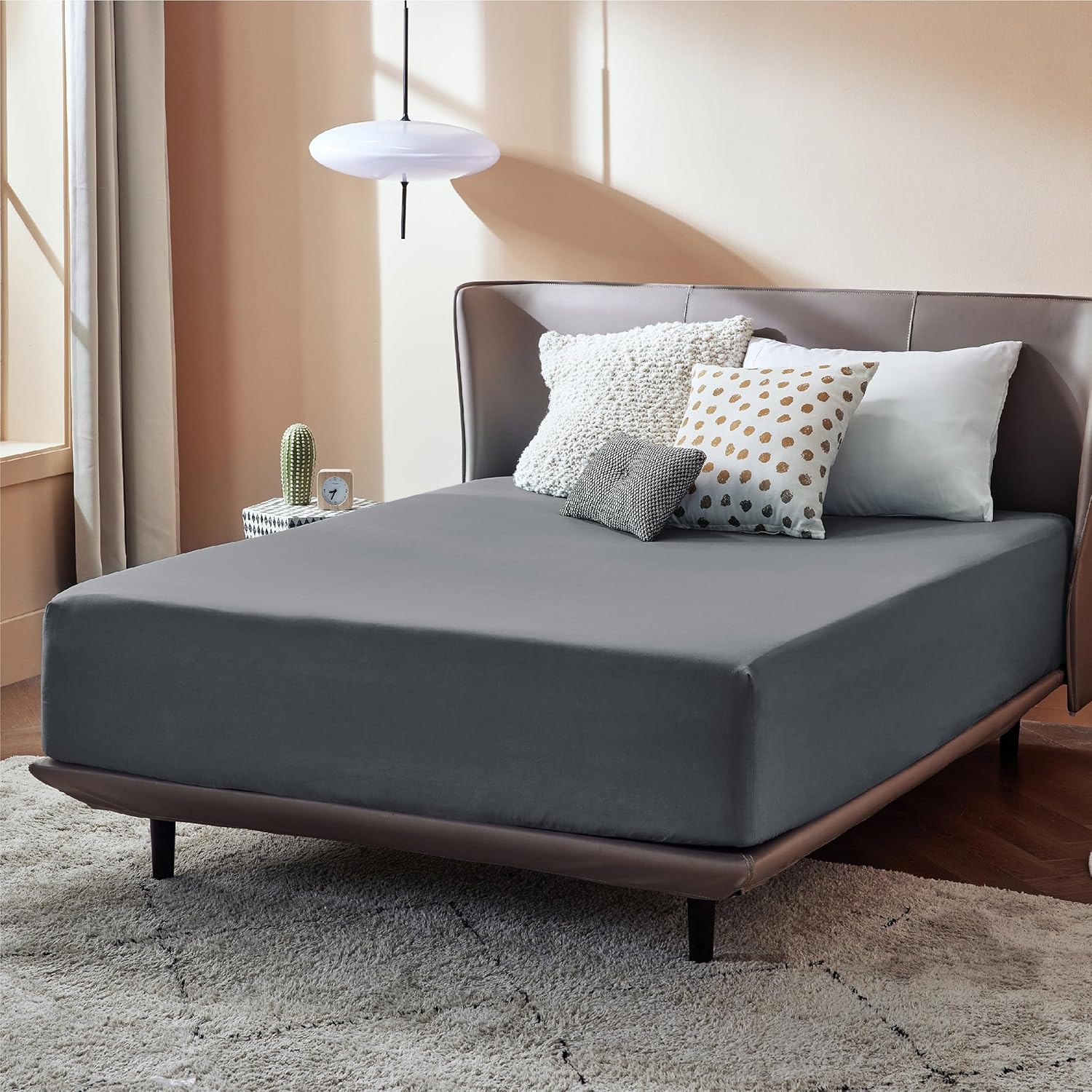 Bedsure Queen Fitted Sheet - Ultra Soft Microfiber Deep Pocket Fade Resistant