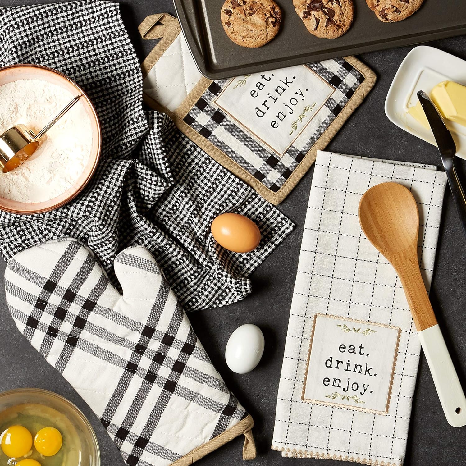 DII Home Sweet Farmhouse Kitchen Set 4 Piece Black Collection